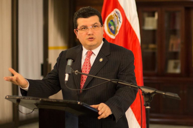 Sergio Alfaro: Yo lo que no he visto es a don Ottón decir quiénes son