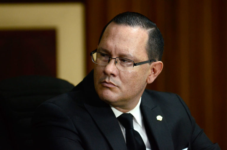 Tribunal Penal de Cartago absuelve a Celso Gamboa por uso de documento falso