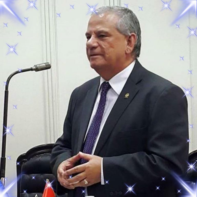 Apatía + Desinterés = Ojo al Cristo