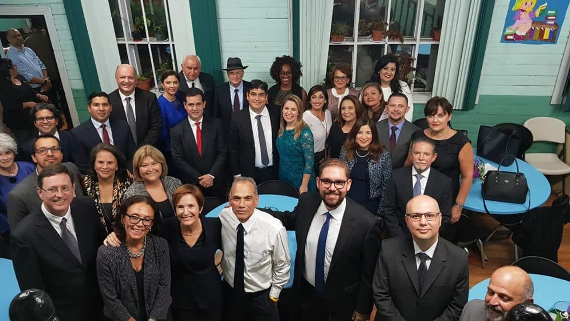 Carlos Alvarado presenta su gabinete con tremenda sorpresa bajo el brazo