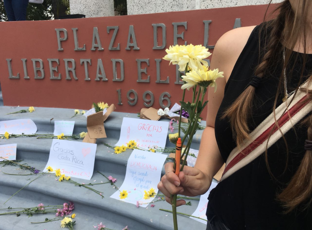 Flores para el Tribunal