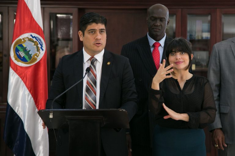 "Yo defino quienes son mis amigos. Eso no me lo define nadie más"