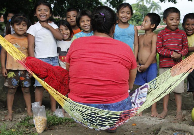 Del malabarismo político en el Congreso, la intervención de Epsy en la OEA y el grito desesperado de los Ngöbe-Buglé