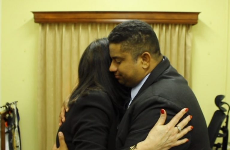 Diputado de Restauración a compañera que lo denunció: "Perdón, mil veces perdón"