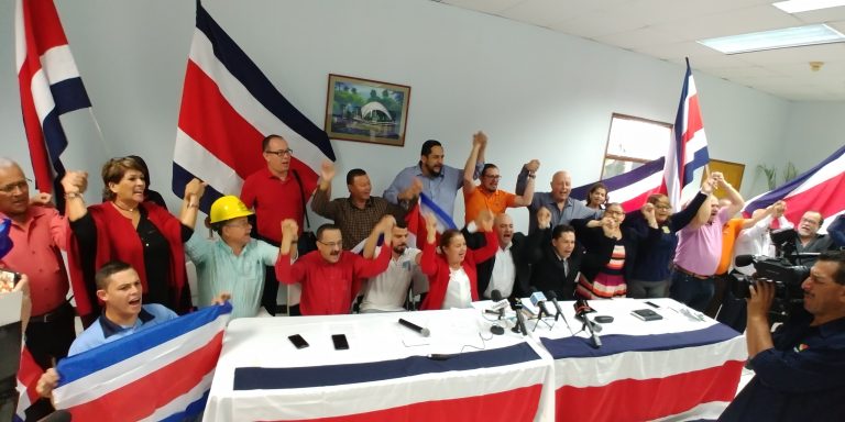 Las amenazas de los sindicatos y las pedradas de Villalta