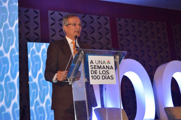 Uccaep reprocha desaceleración económica y falta de comunicación en primeros 100 días de Carlos Alvarado