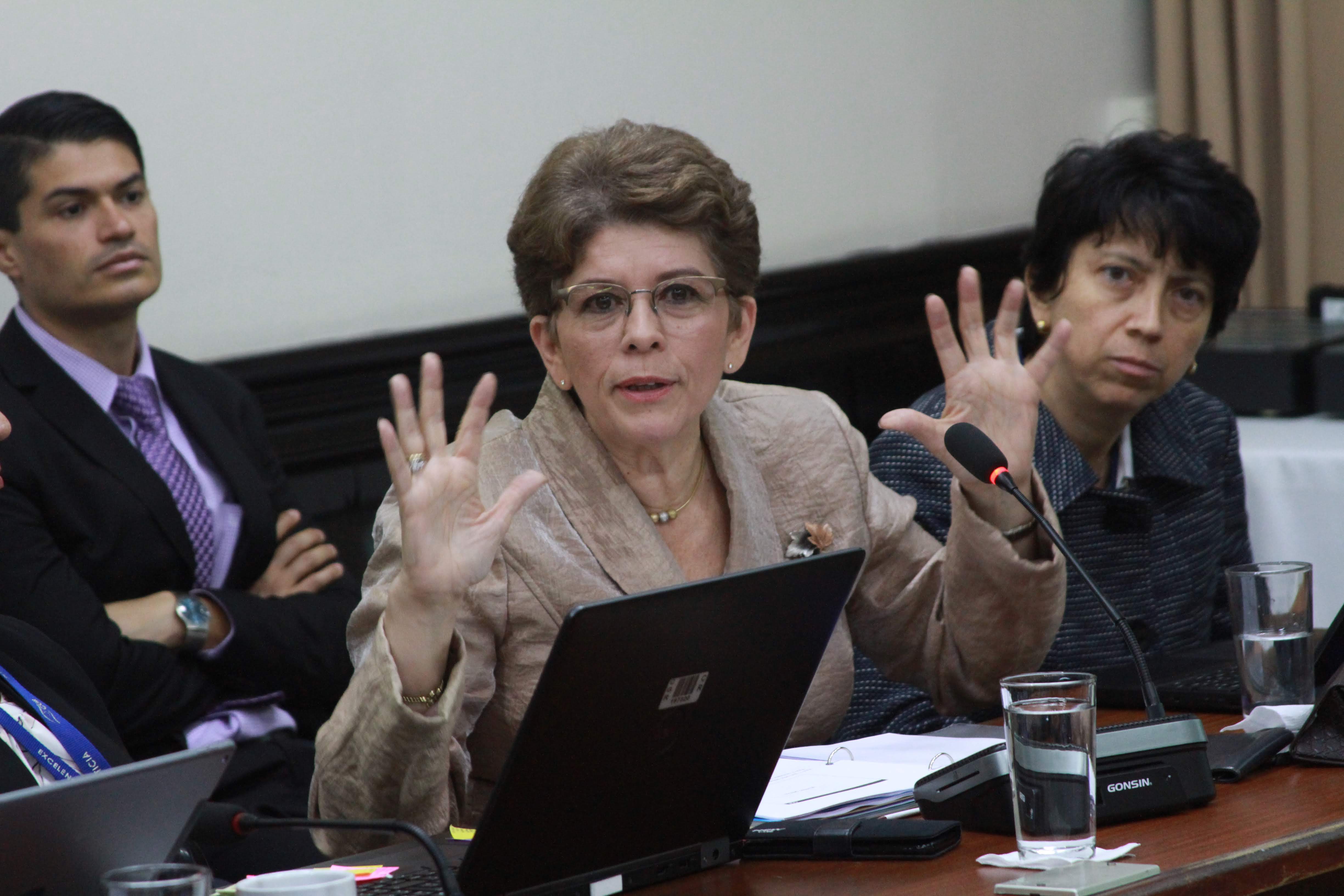 Imagen principal del artículo: Crece tensión entre CONARE y Contraloría que reaviva polémica por el FEES