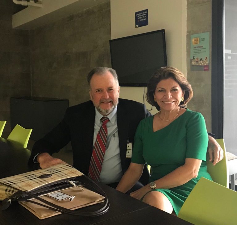 Suspenden un mes sin goce de salario a viceministro de Planificación