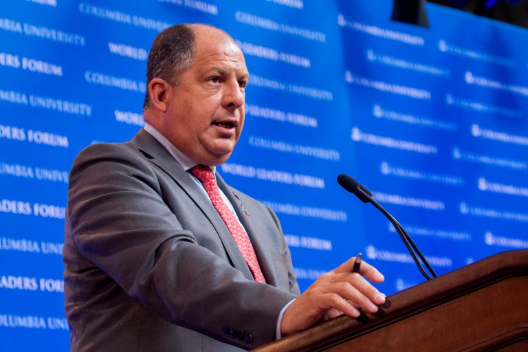 Expresidente Luis Guillermo Solís llama a marchar por el sector agro este 29 de marzo