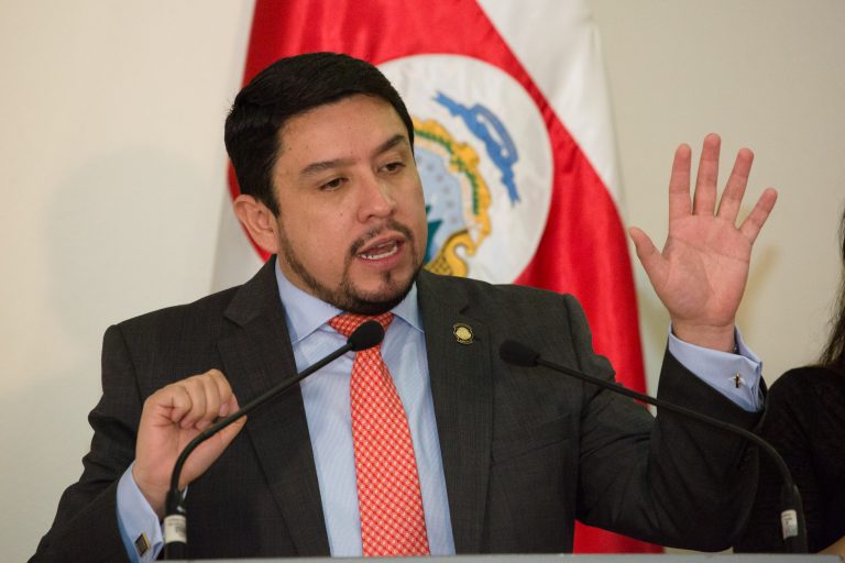 Embajador de Costa Rica en Guatemala da positivo en la prueba de coronavirus