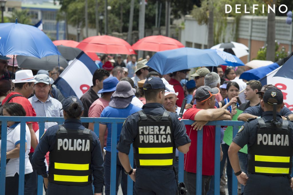 Imagen principal del artículo: Sindicatos se quejan de proyecto sobre huelgas ante relatores de la ONU