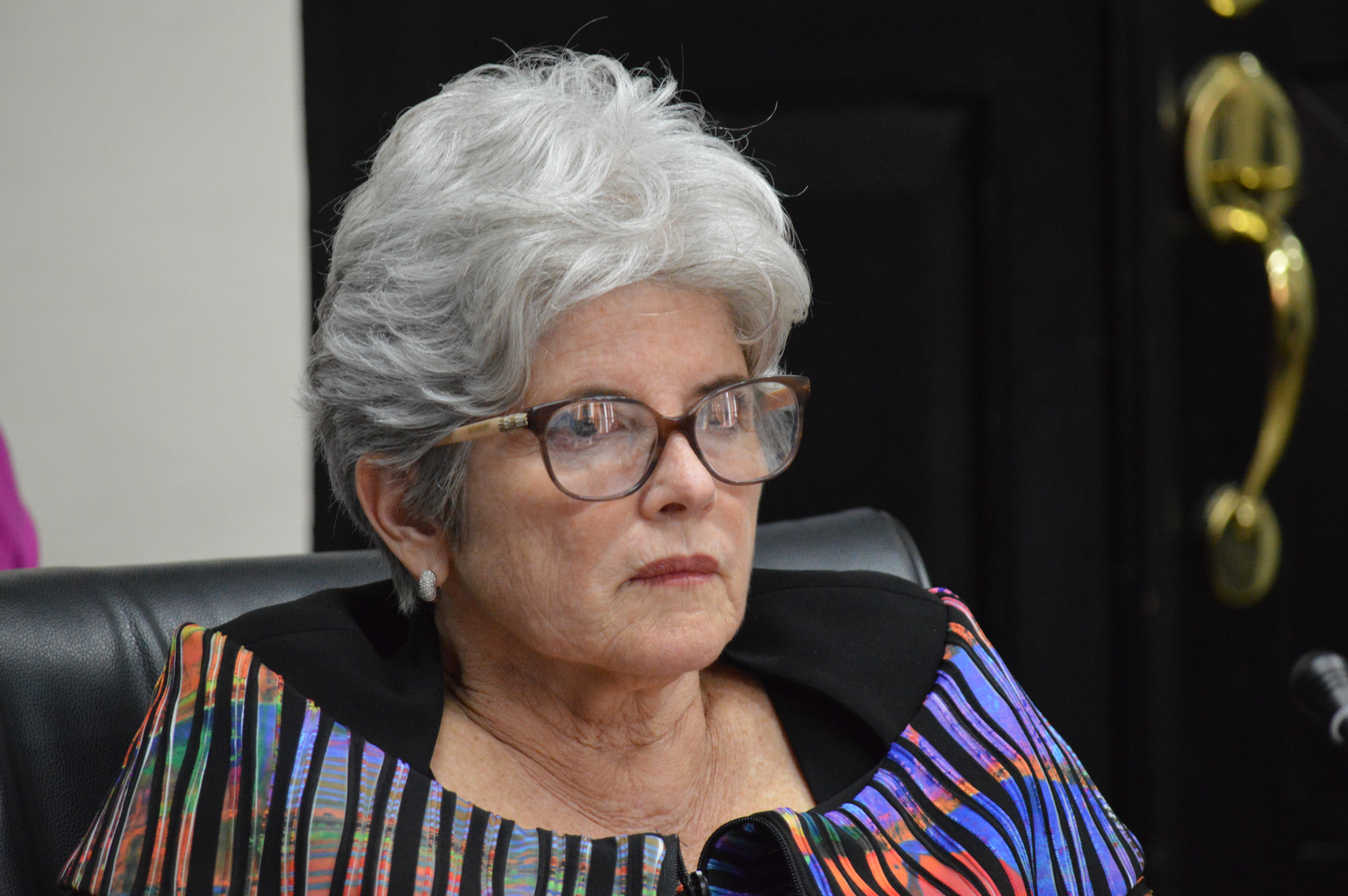 Imagen principal del artículo: Plan Fiscal recibe la espalda en la UCR, la UNA y la Caja pero el visto bueno en el Banco Central