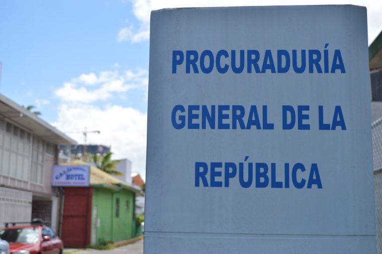 Procuraduría no se opone a proyecto que impediría al Ejecutivo designar a su jerarca sin ratificación legislativa