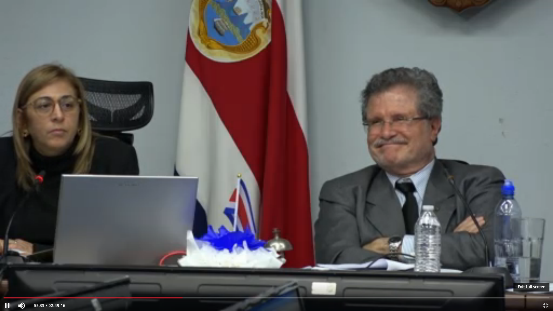 Imagen principal del artículo: La Corte no se ayuda