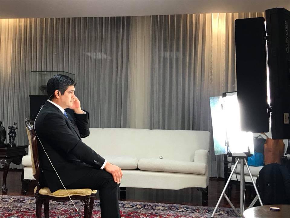 De cuando un periodista de CNN regaña a Costa Rica