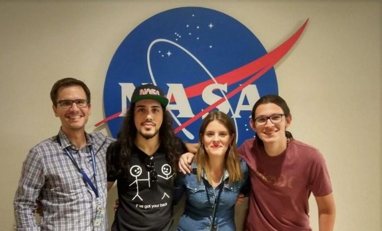 El marchamo en vilo, la Cancillería golpeando la mesa y tres ticos brillando en la NASA