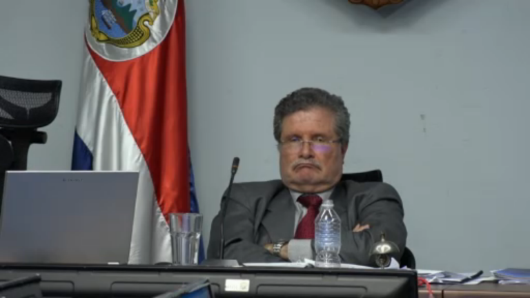 De Calladito más bonito a ¡Viva la Rebelión!