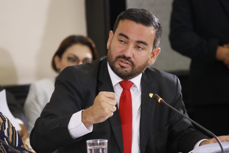 Diputados abren investigación sobre el TSE en plena pesquisa por estructura paralela en Restauración Nacional