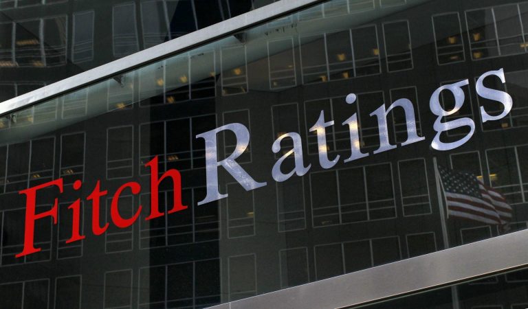 Fitch mejora la perspectiva de Costa Rica a positiva y reafirma calificación en 'BB'