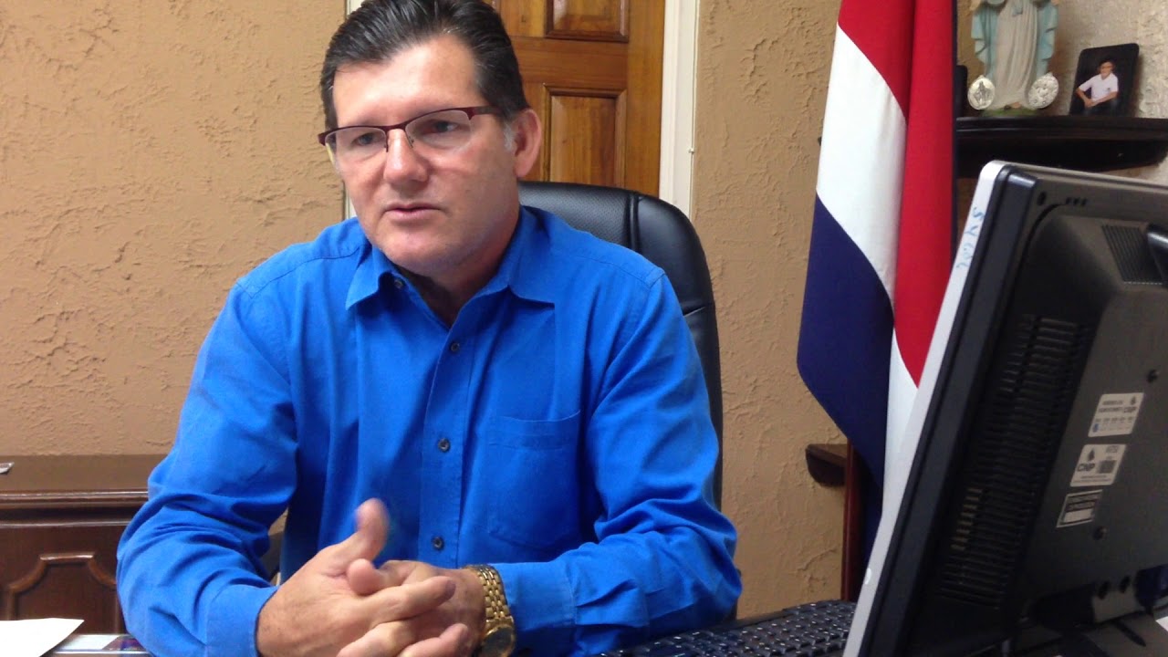 Imagen principal del artículo: Ventas a comedores escolares bajaron 56% por la huelga