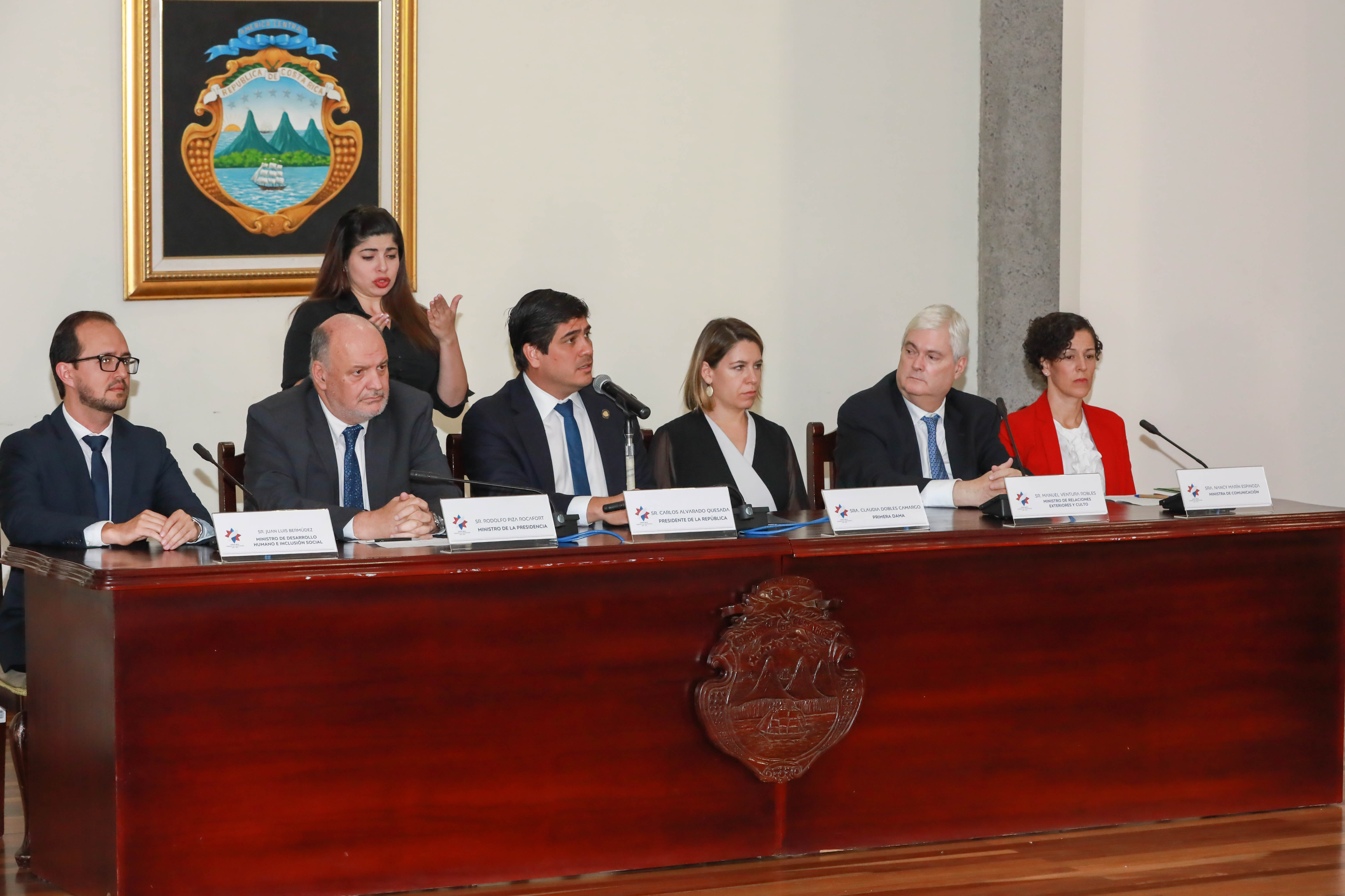 Martes complicado para Movistar y enredado para Zapote