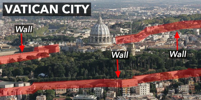 Trump alega que su muro fronterizo no puede ser "inmoral", porque el Vaticano tiene uno