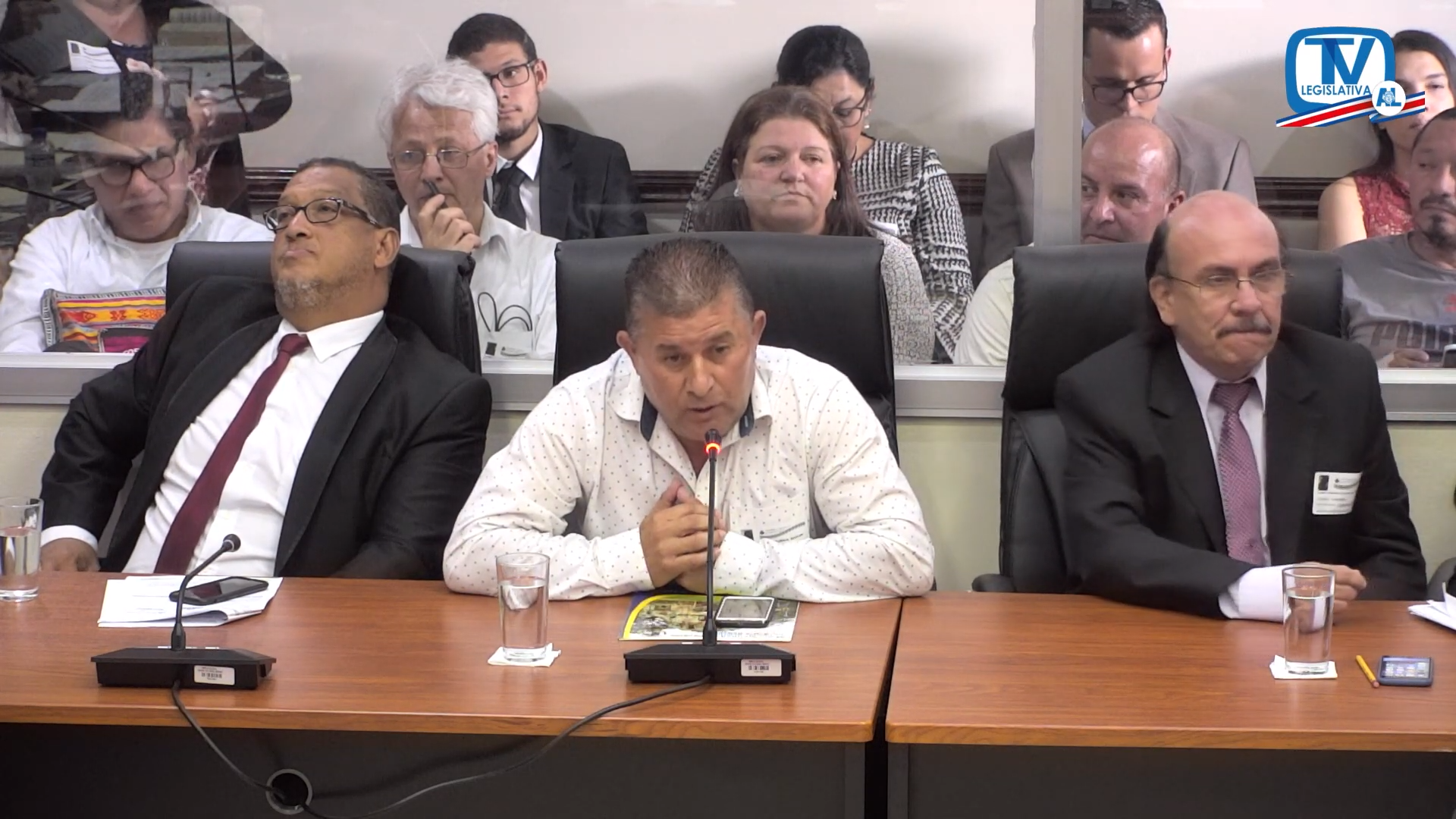 Imagen principal del artículo: Suenan piedras en los ríos municipales: alcaldía de Paraíso en problemas