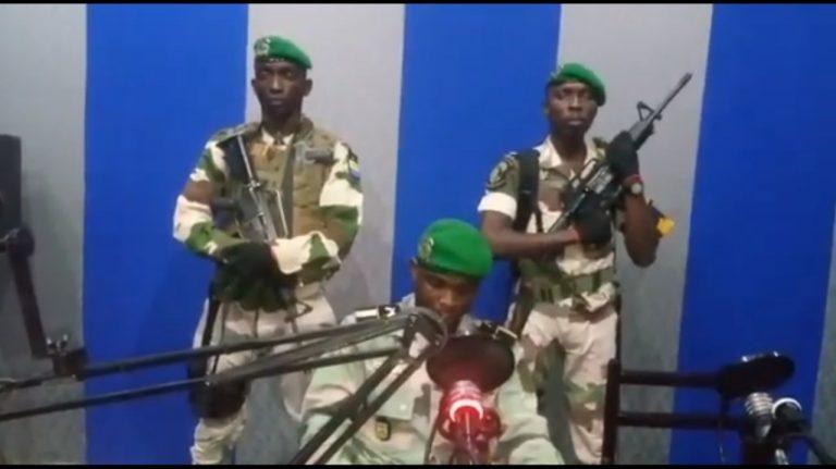 Fracasa golpe de Estado contra Ali Bongo en Gabón
