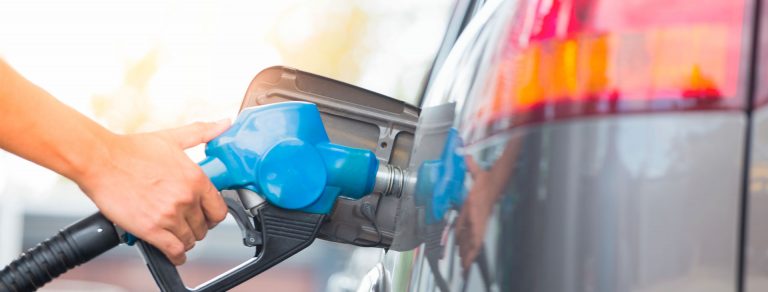 Ajuste al margen de Recope bajará precios de gasolinas y diésel entre ₡3 y ₡8