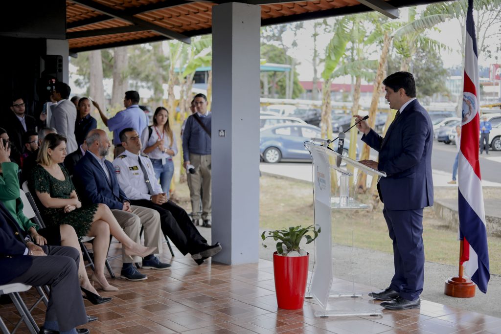 Imagen principal del artículo: Proyectos de uso de plásticos generan controversia al Ejecutivo