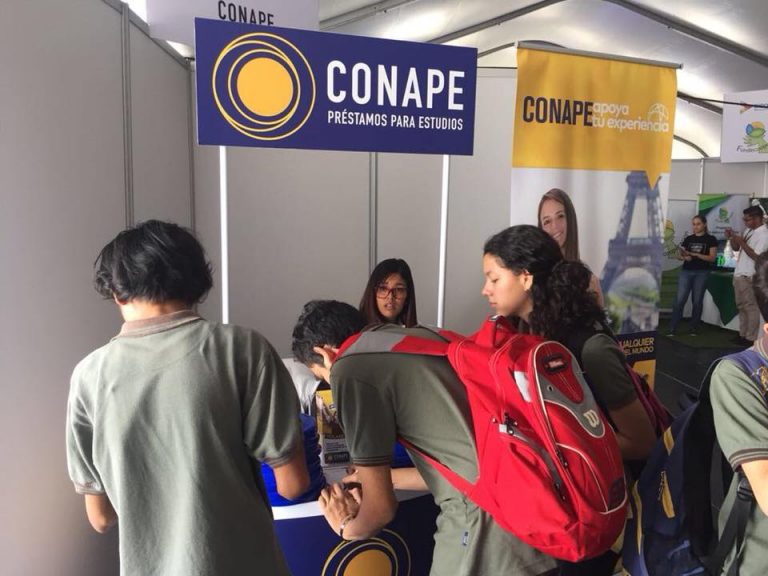 Conape anuncia préstamos “tasa cero” para estudiar inglés