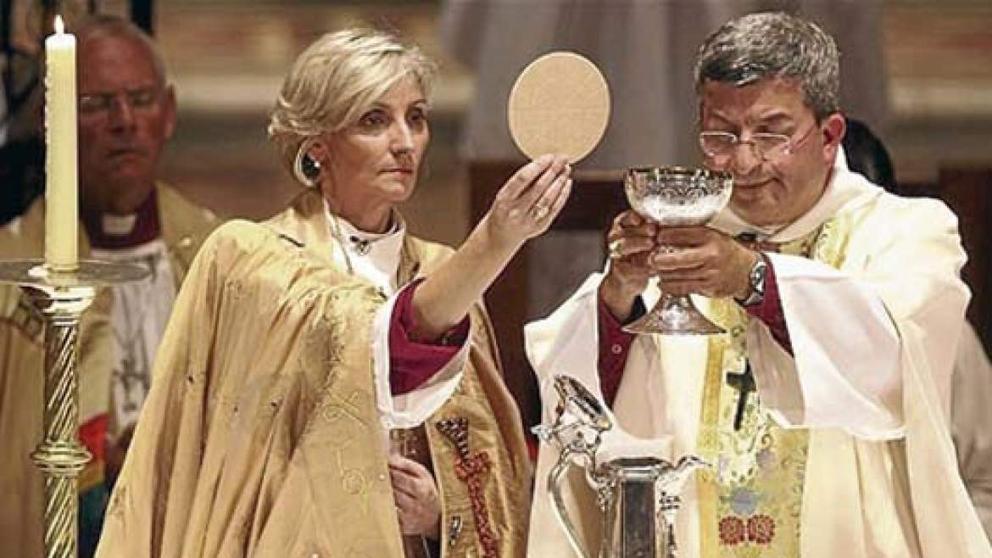 Imagen principal del artículo: Sobre el sacerdocio de la mujer