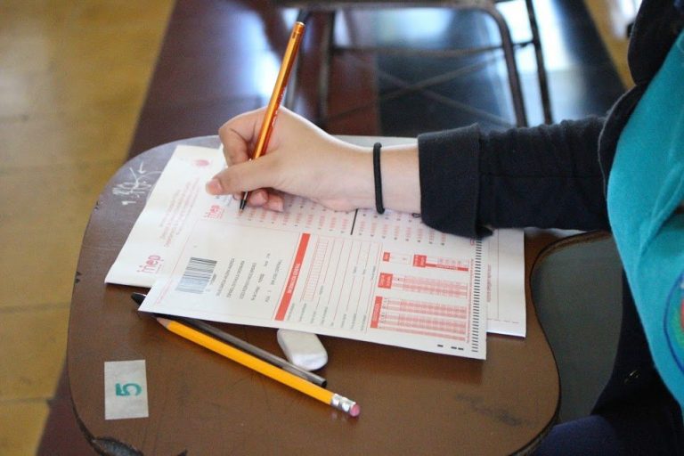 MEP: estudiantes de último año de primaria y secundaria no deberán hacer pruebas FARO