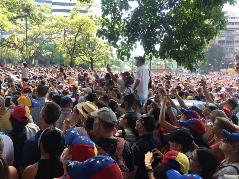 Gobierno: "Costa Rica sigue con atención los sucesos registrados en Venezuela"