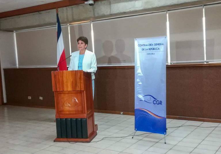 ¿Gobierno Abierto? Contraloría ve divorcio de percepciones sobre acceso a información pública