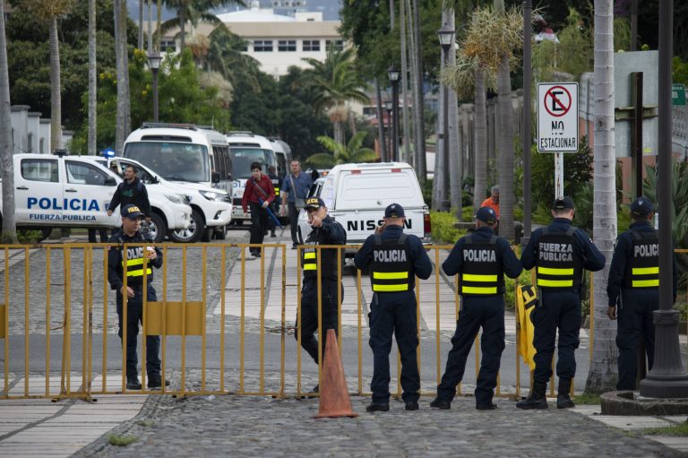 Pese a la oposición de la Corte, diputados autorizan acceso de la Policía al Archivo Criminal
