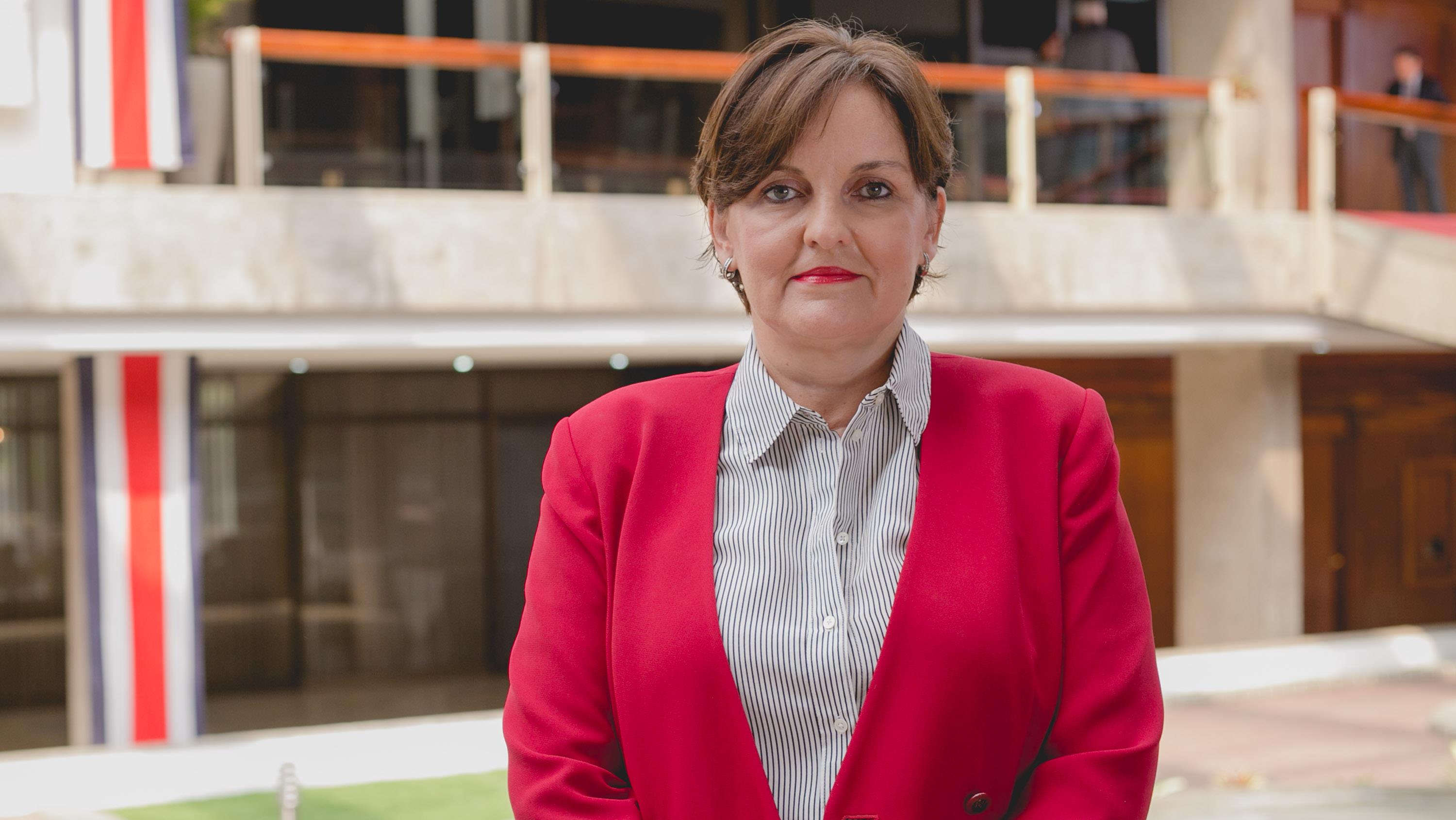 Imagen principal del artículo: Infanticidios enlutan al país y los ojos caen sobre el PANI