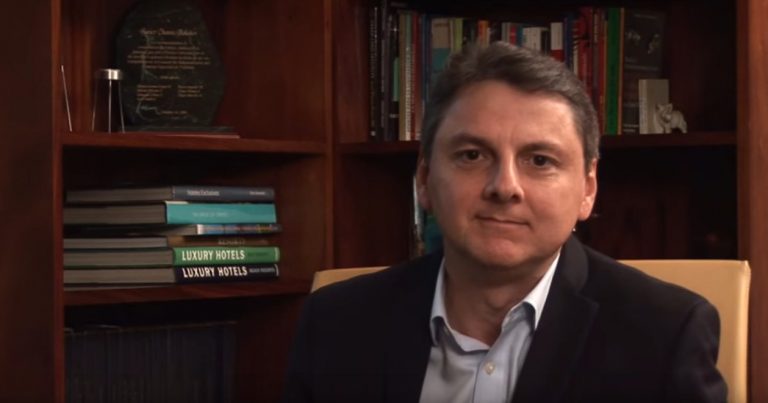 Juzgado prohíbe a Javier Chaves Bolaños salir del país durante investigación del caso Aldesa