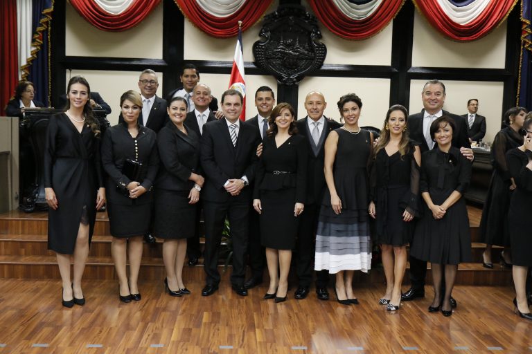 Le hemos marcado un rumbo claro a Costa Rica
