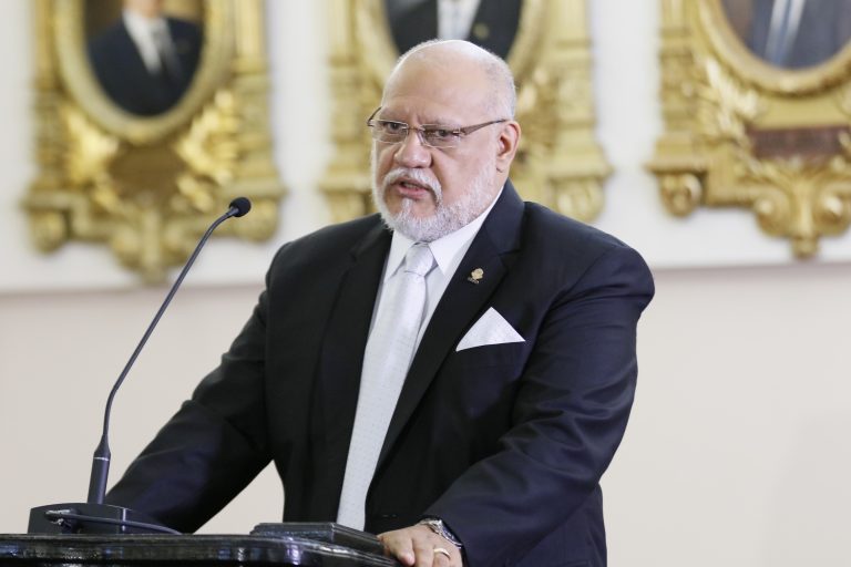 Carlos Avendaño electo vicepresidente del Congreso con 38 votos