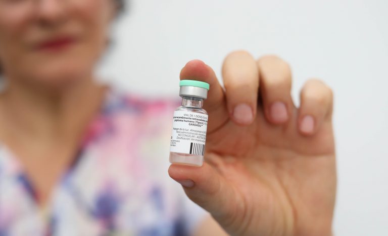 CCSS registró solo 37 casos de negativa a vacunar niñas contra el Papiloma Humano