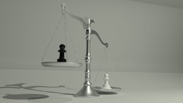 La obligación de legislar en contra de la discriminación