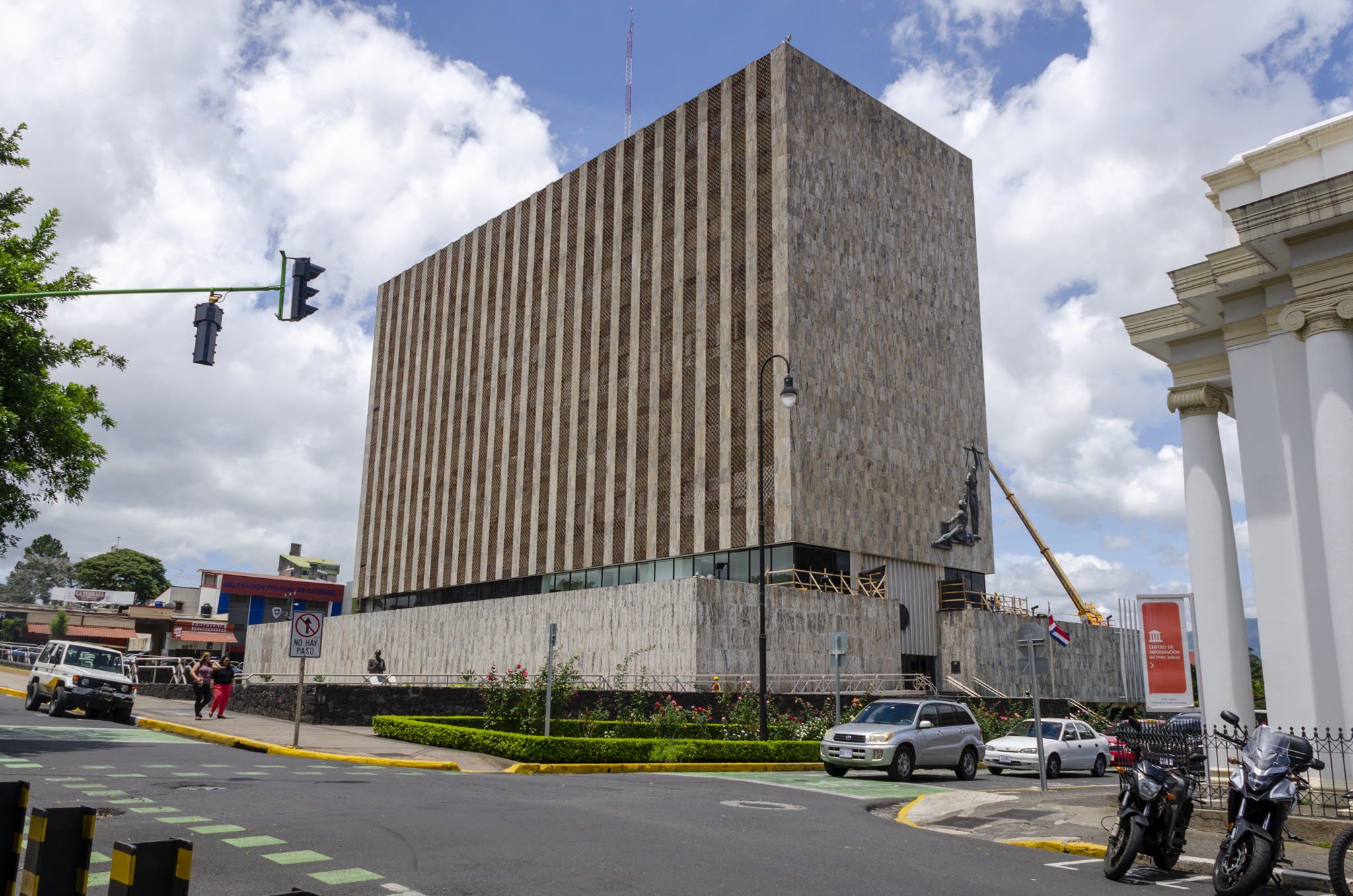 Imagen principal del artículo: Corte denuncia a 7 funcionarios por ser candidatos en elecciones municipales