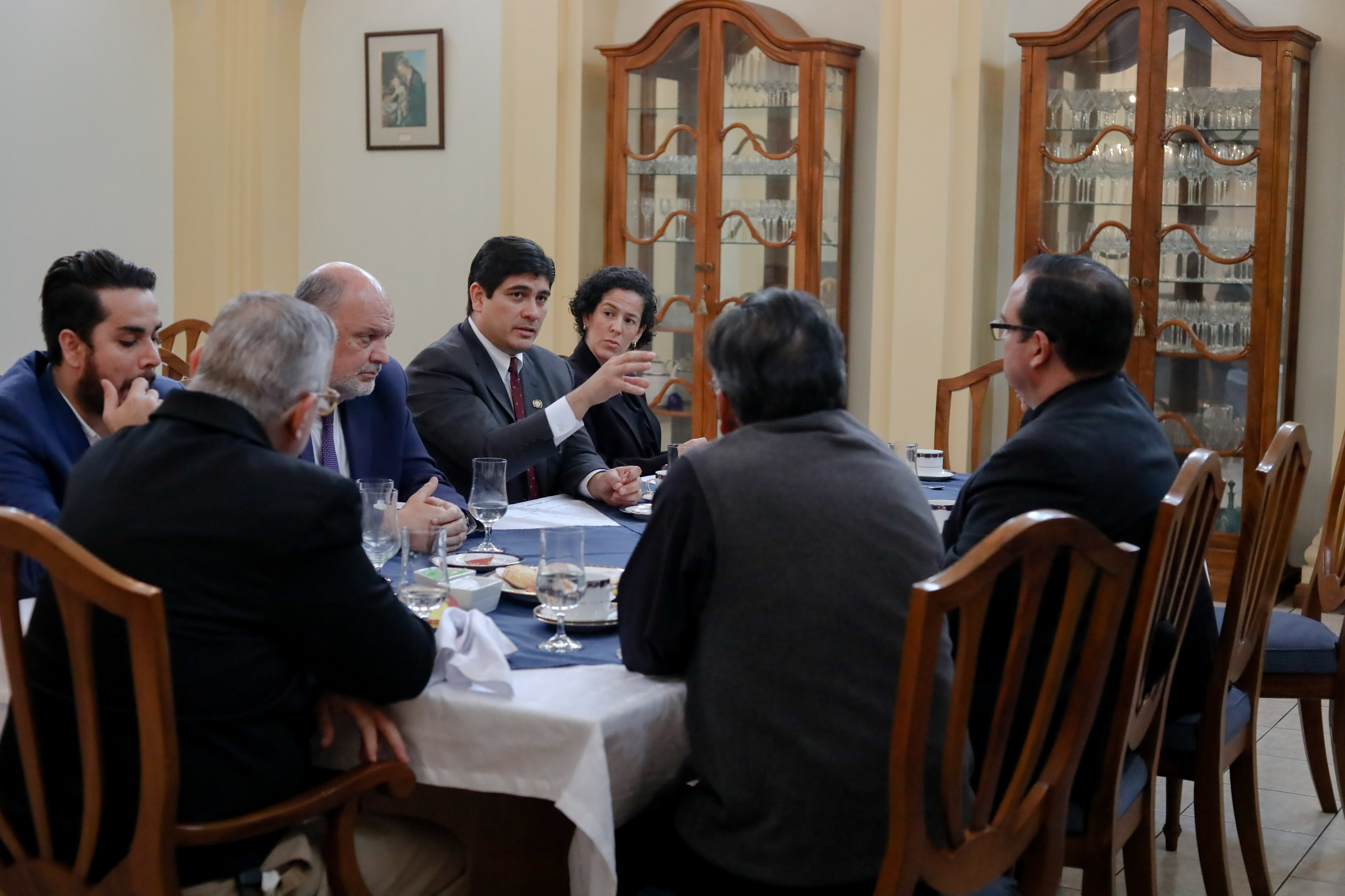 Nueva oleada de protestas en aguas marcadas por desacierto, angustia y congoja