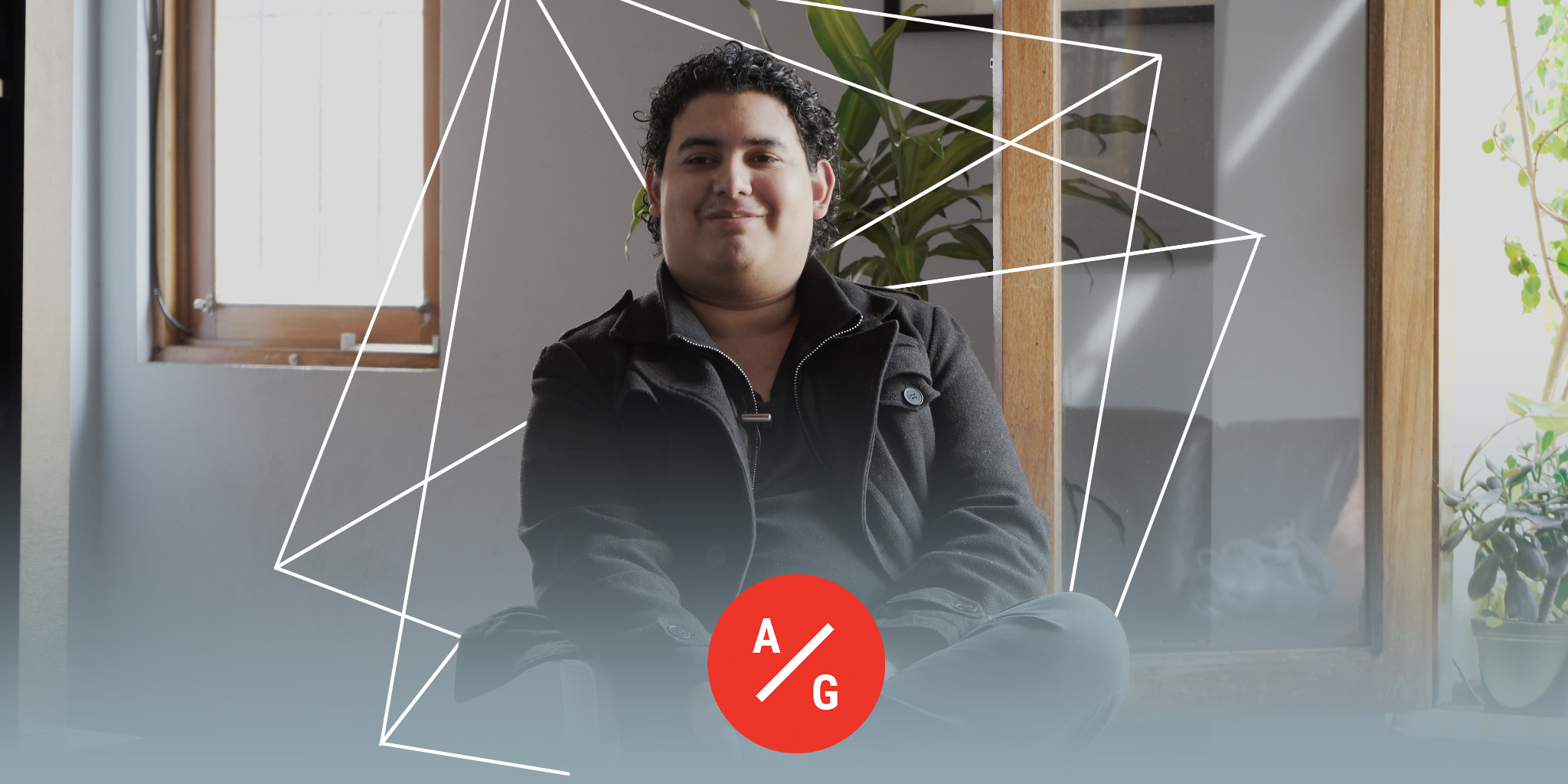 Imagen principal del artículo: Votaciones en Asamblea, con Luis Madrigal