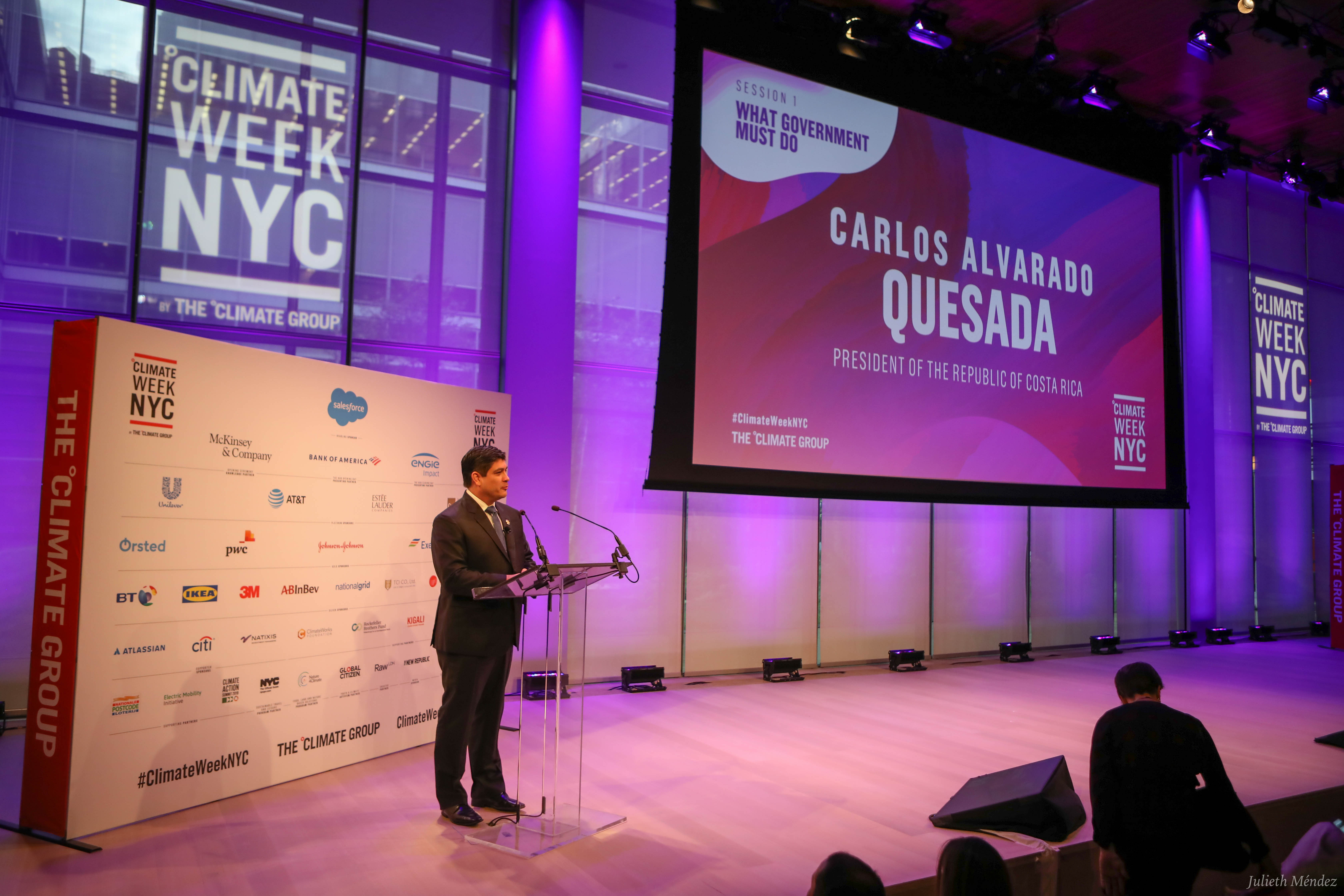 Costa Rica campeona del medio ambiente pero también de deudas pendientes