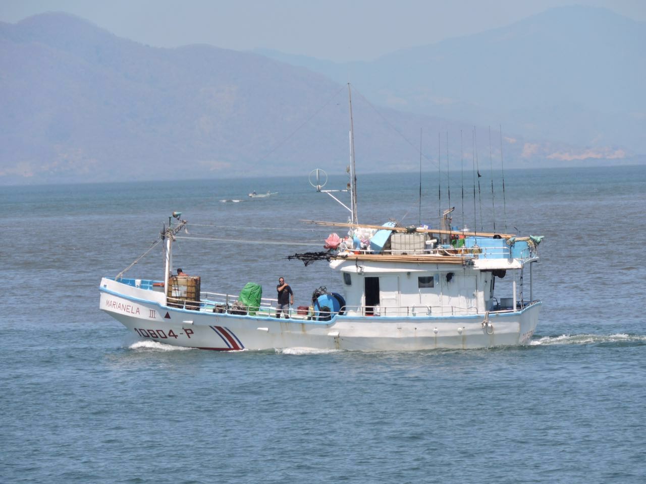 Imagen principal del artículo: Costa Rica inicia proyecto para pesca sostenible de atún, dorado y espada