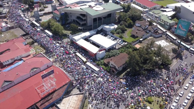 Hacienda, el gran ausente en la reunión entre universitarios y Poder Ejecutivo