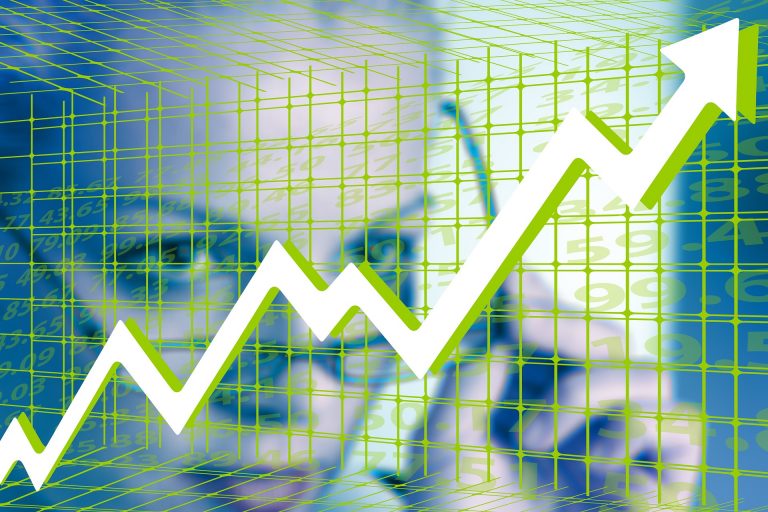 Persistir en la inclusión financiera de las mujeres acelerará el progreso social