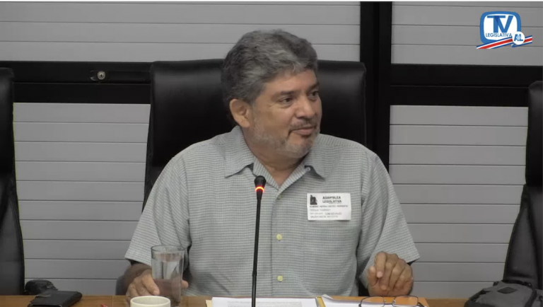 Round 1: PAC vs ¿PAC? Round 2:  Henning vs diputados